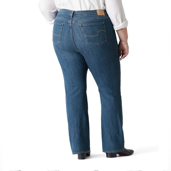 Signature by Levi Strauss Women's Boot Cut Jeans - Indigo - Picture 3 of 11